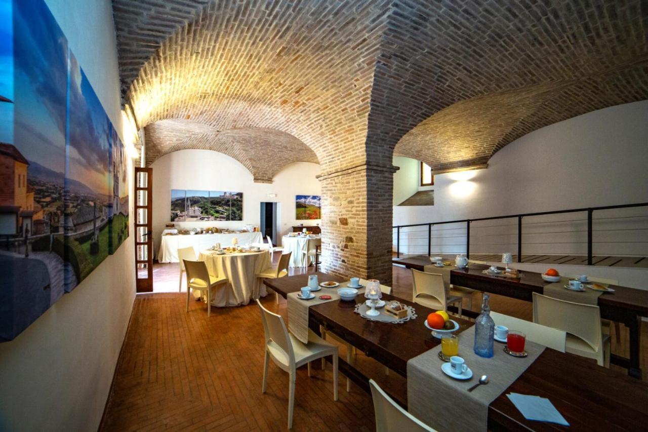 Il Monastero Di Bevagna Bed and Breakfast Eksteriør billede