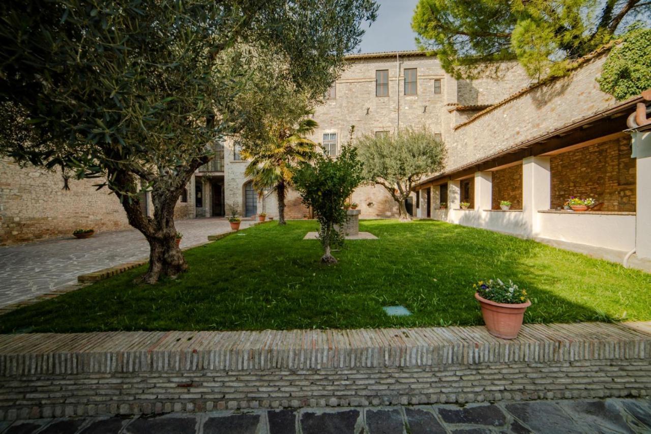 Il Monastero Di Bevagna Bed and Breakfast Eksteriør billede